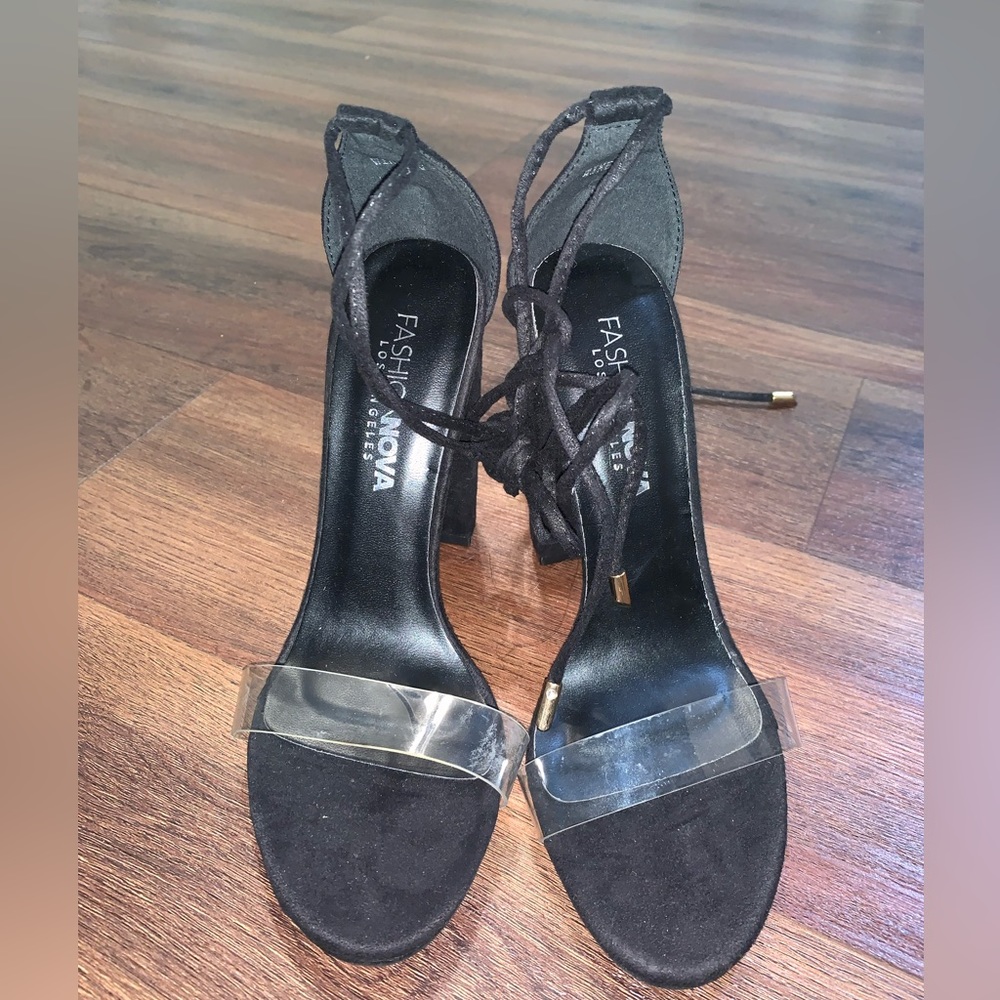 *NEVER WORN* *NO BOX* Black Fashion Nova Clear Strap Pump